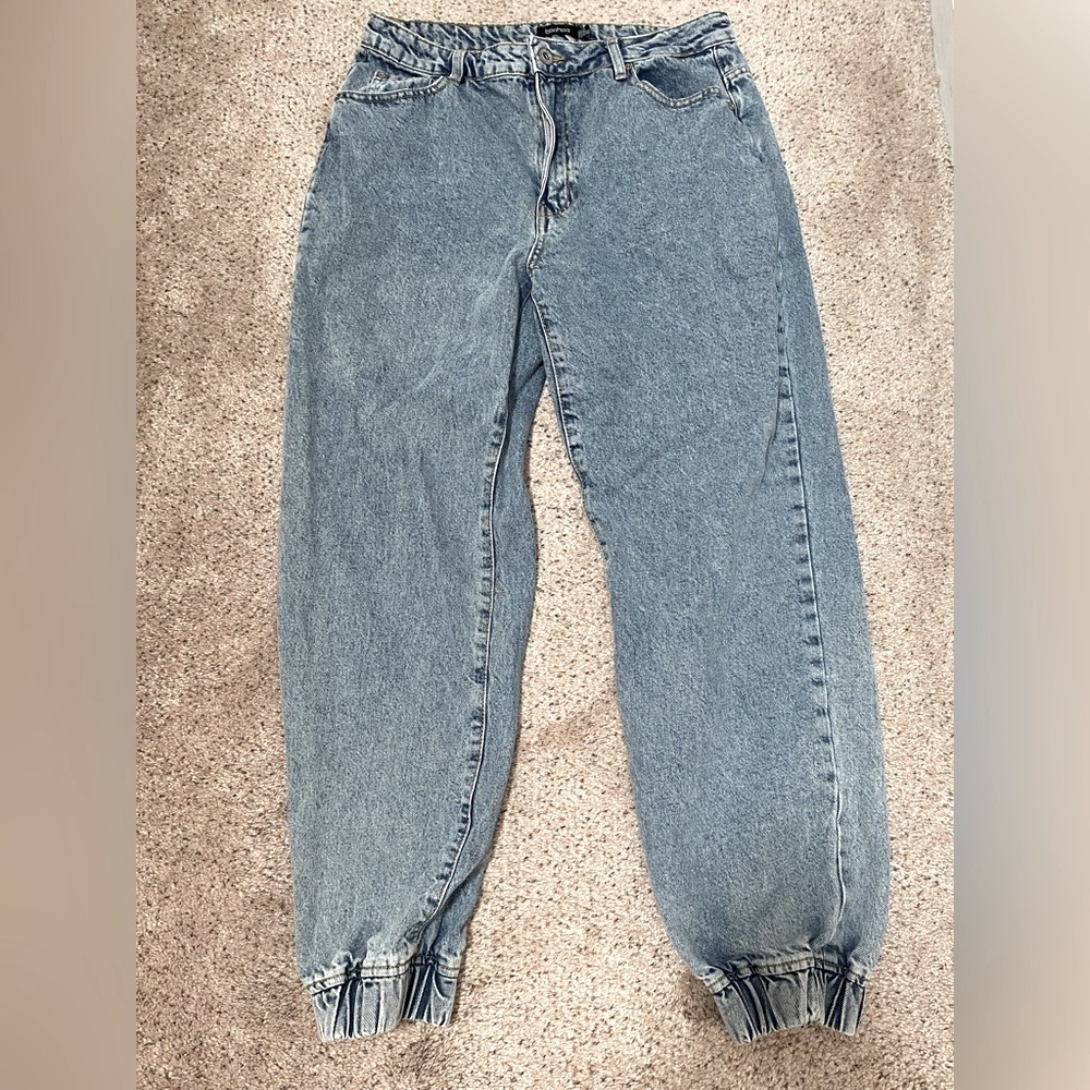 Boohoo design studio high waisted jeans size 10